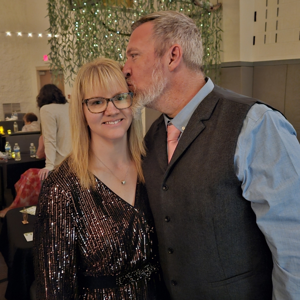 TERESA STYER IS LIVE!!! - Picture 3 of 5